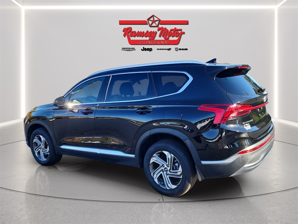 2022 Hyundai Santa Fe SEL photo 3