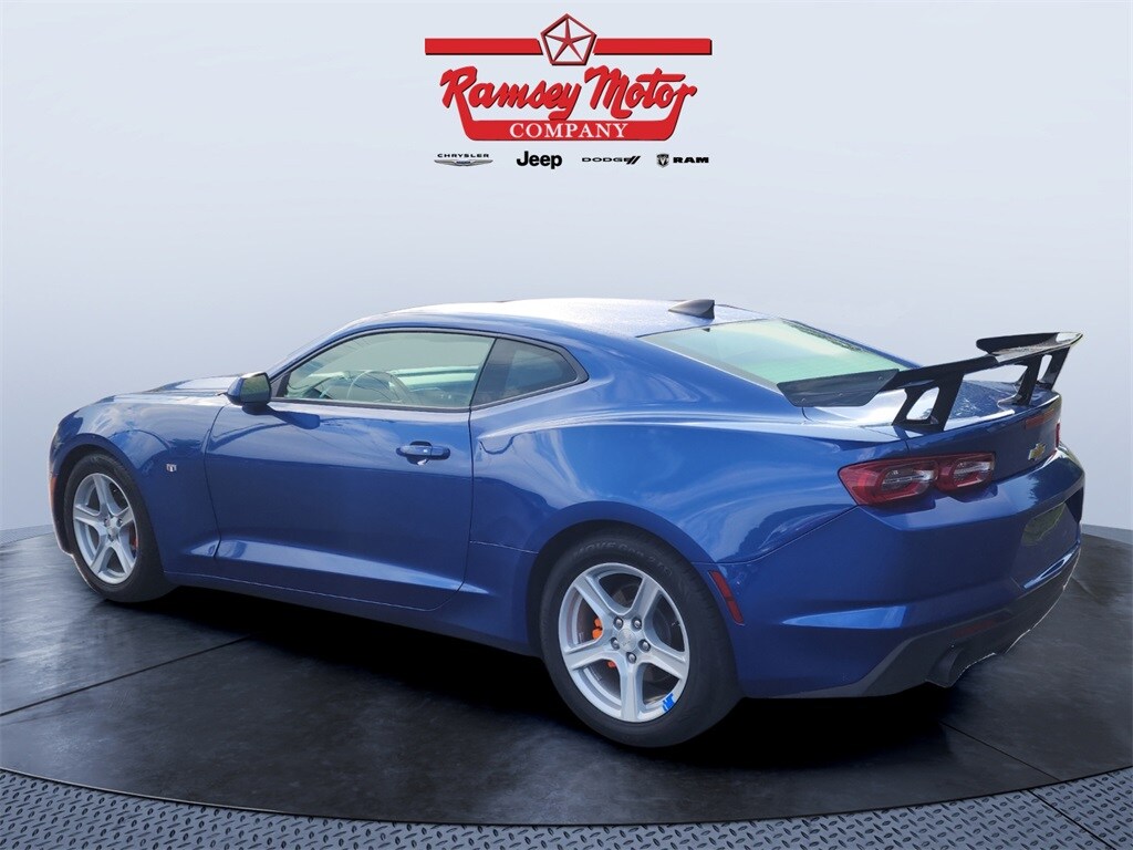 2022 Chevrolet Camaro 1LT photo 3
