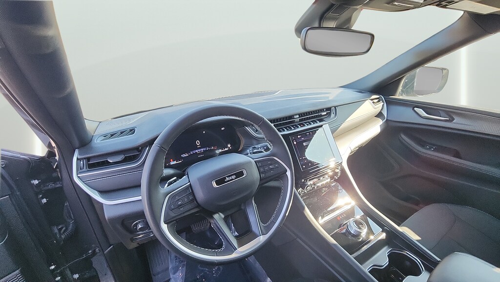 2025 Jeep Grand Cherokee L Laredo - Photo 19