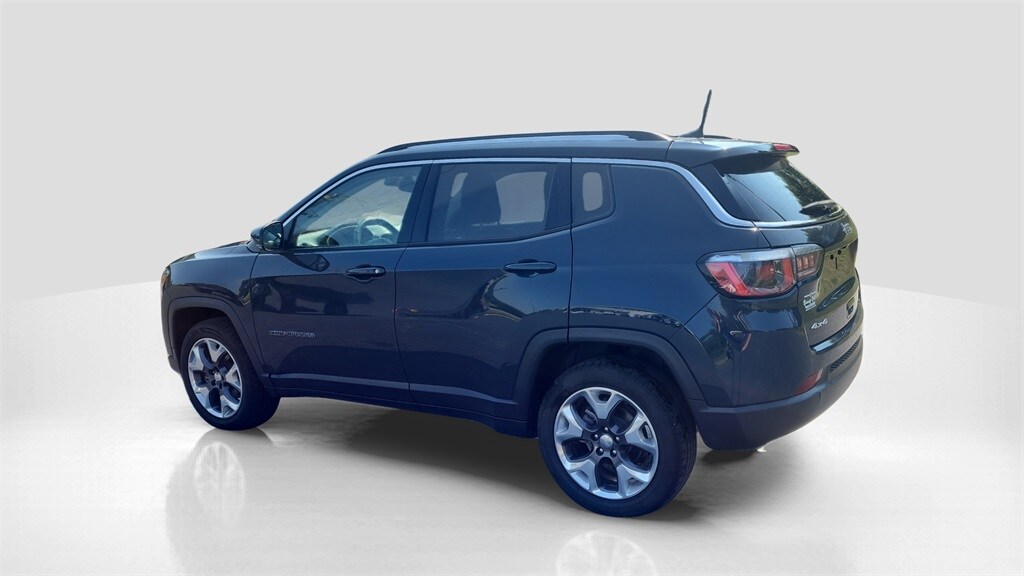2018 Jeep Compass Limited photo 2