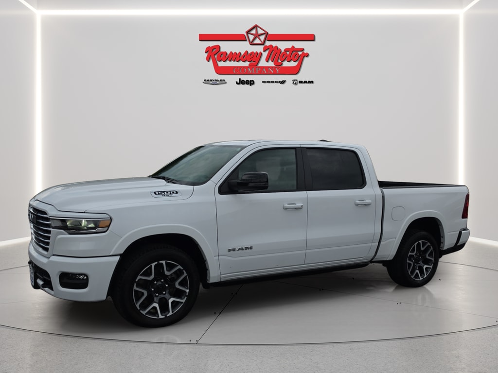 2025 RAM 1500 Laramie 4x4 Crew Cab 5'7's photo