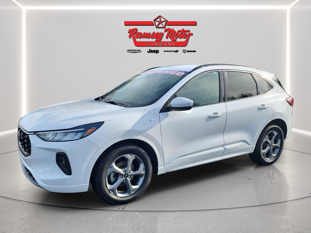 2023 Ford Escape Hybrid ST-Line Select SUV