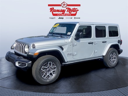 2024 Jeep Wrangler Sahara SUV