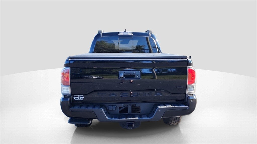 2022 Toyota Tacoma TRD Sport photo 4