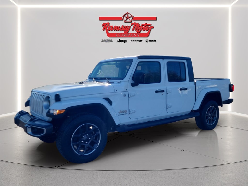 2021 Jeep Gladiator Overland's photo