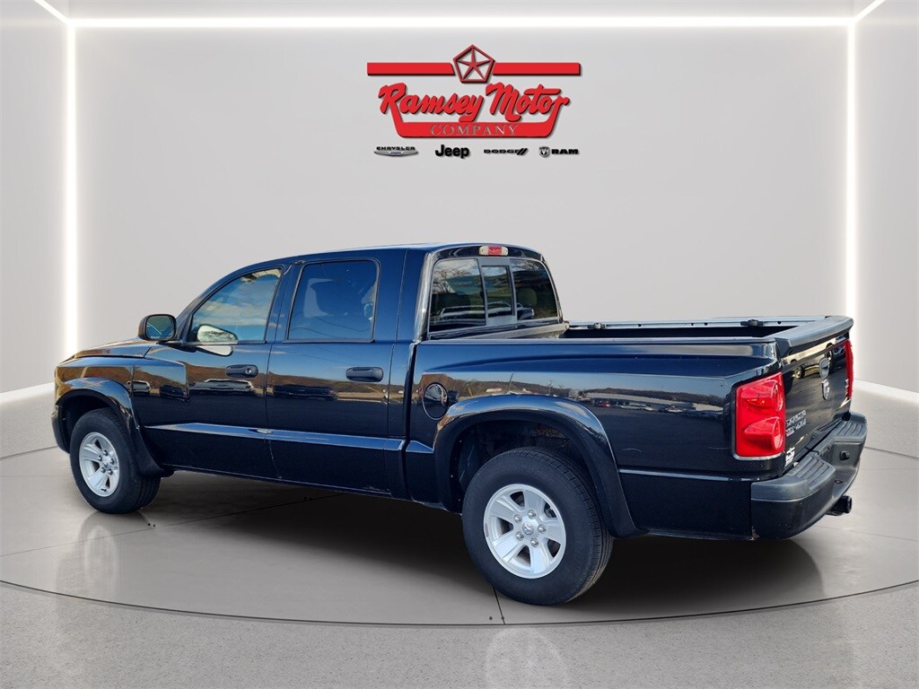 2008 Dodge Dakota SLT photo 3