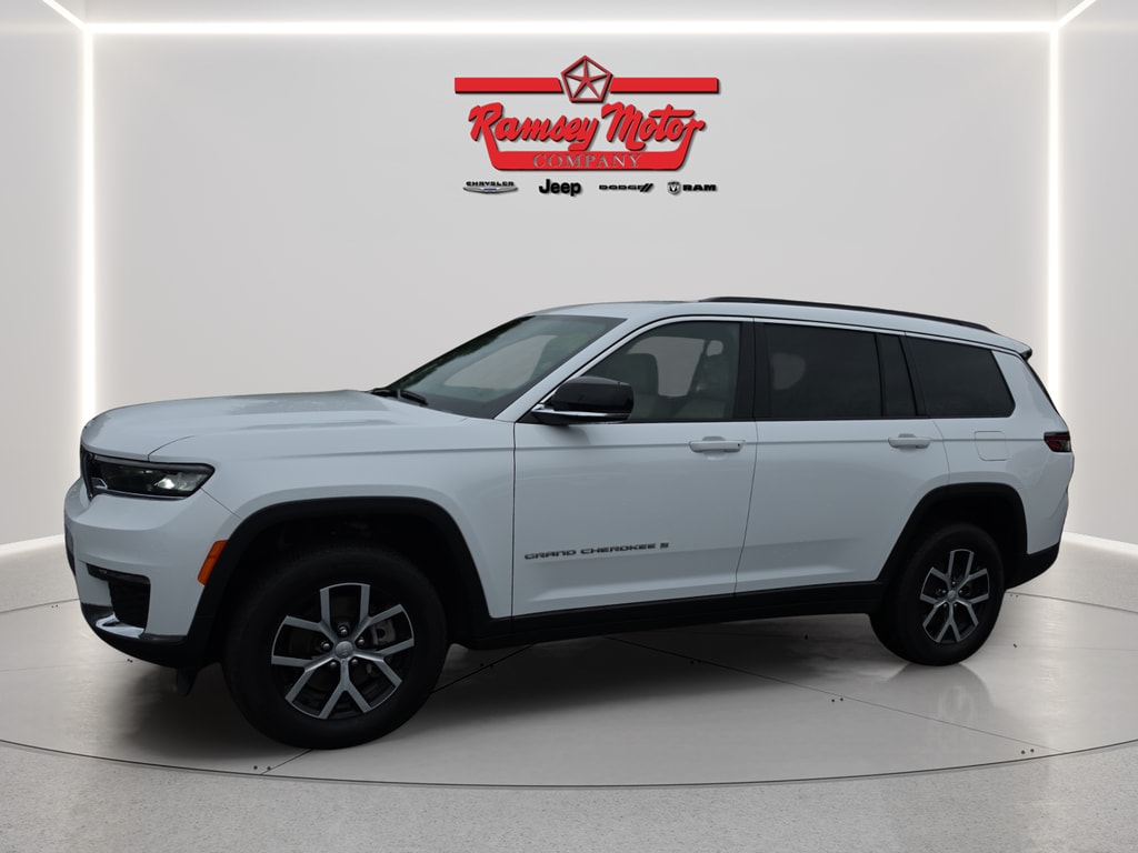 2025 Jeep Grand Cherokee L Limited 4x4's photo
