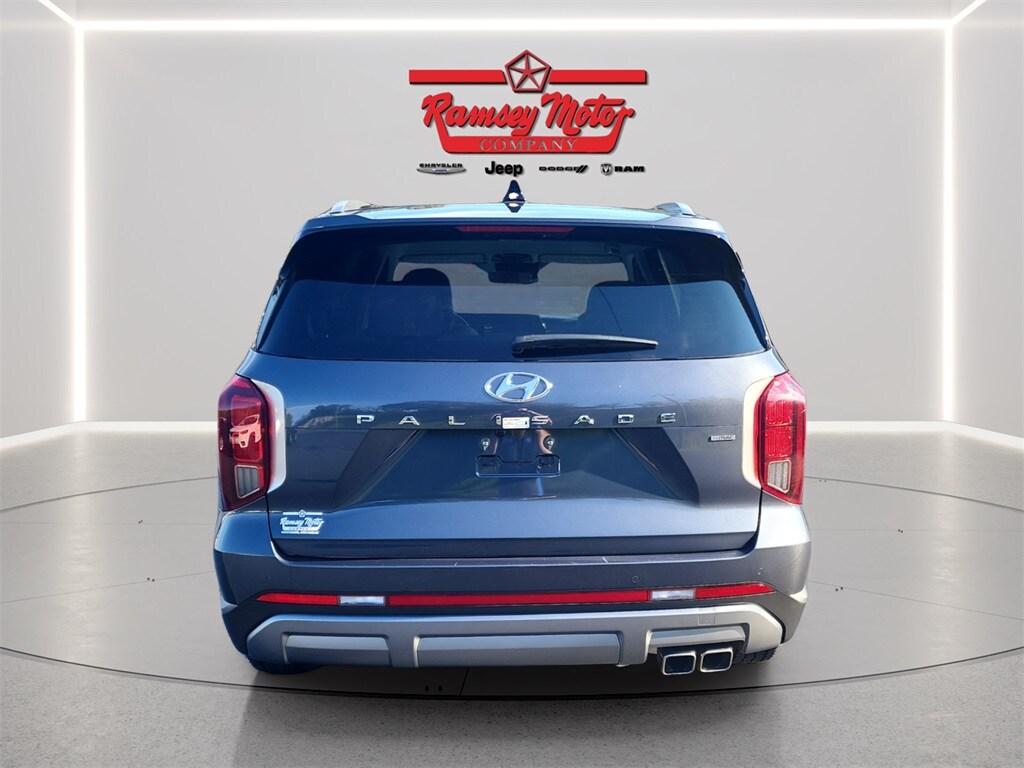 2025 Hyundai Palisade SEL photo 3