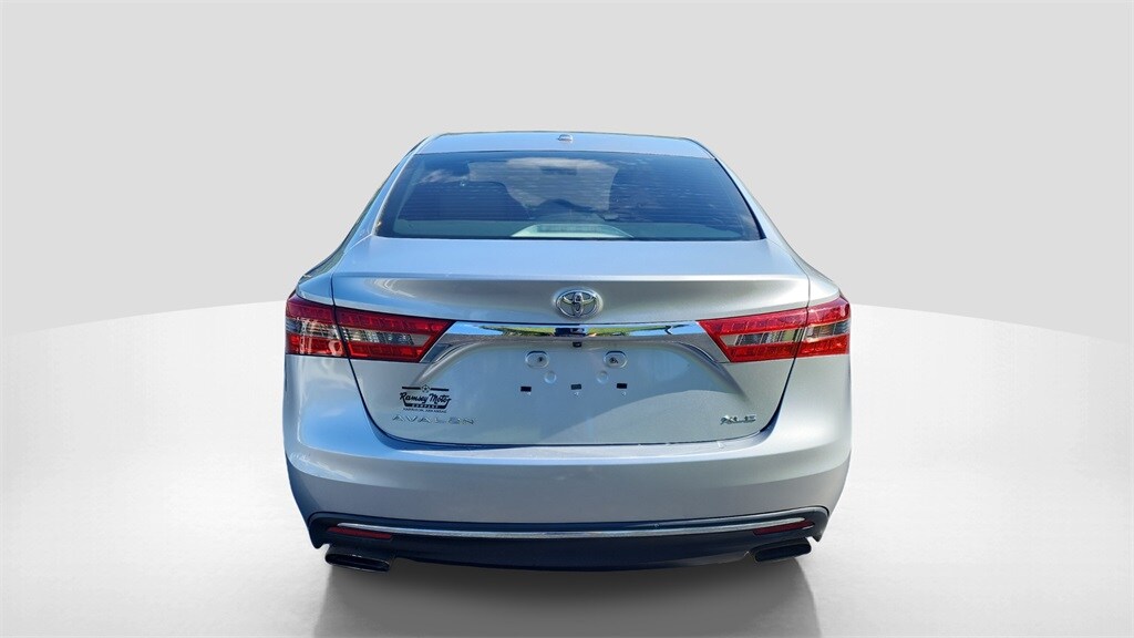 2017 Toyota Avalon Plus XLE Premium Touring Limited photo 4