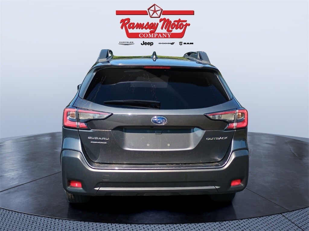 2024 Subaru Outback Premium photo 4