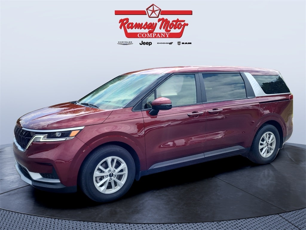 2024 Kia Carnival LX Seat Pkg's photo