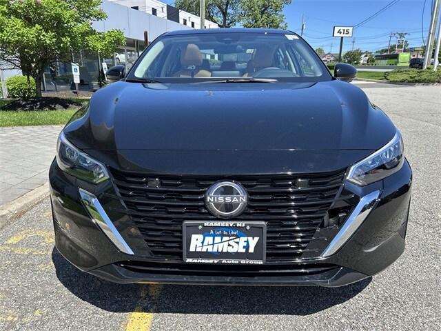 2025 Nissan Sentra SV photo 3
