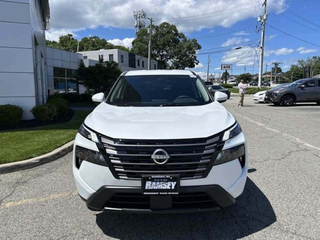 New 2026 Nissan Rogue SV SUV