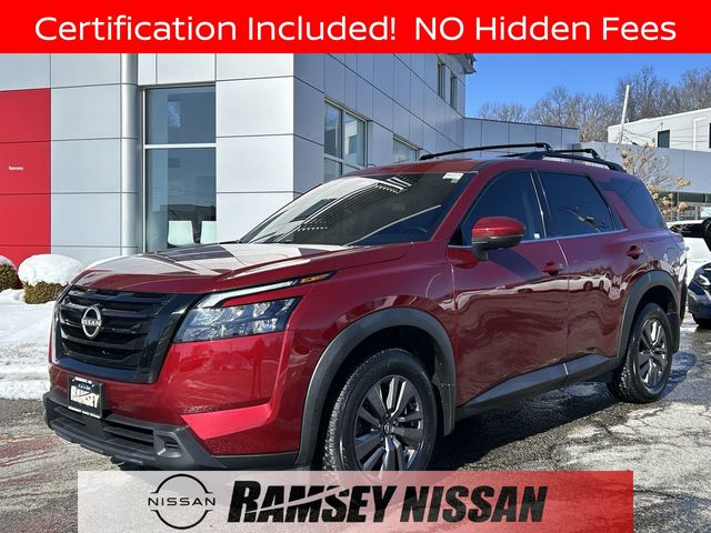 2024 Nissan Pathfinder SV 4WD's photo