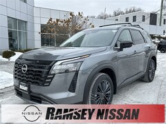 2026 Nissan Pathfinder SL SUV