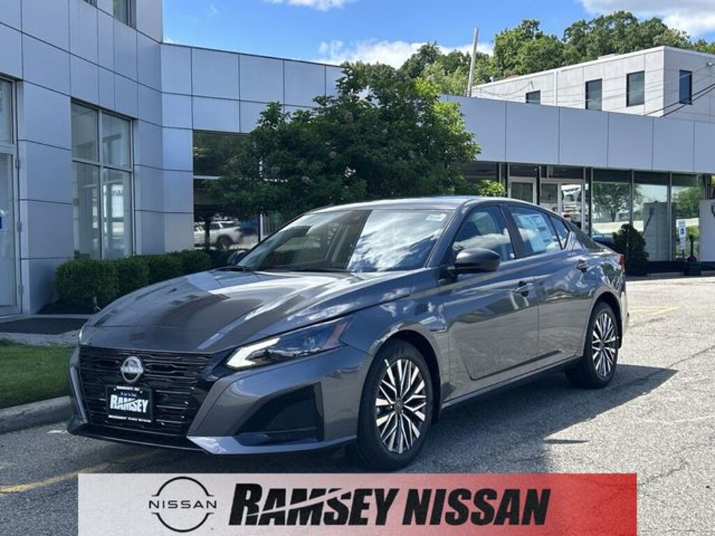 New 2026 Nissan Altima 2.5 SV Sedan