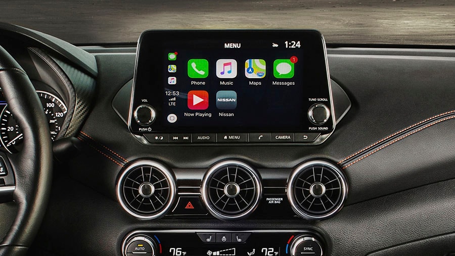 Nissan Sentra Apple Carplay dashboard screen