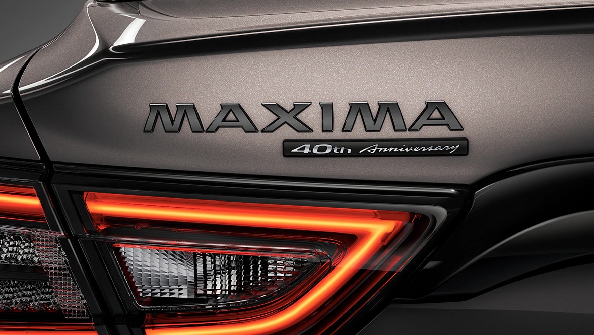 2021 nissan maxima on sale accessories