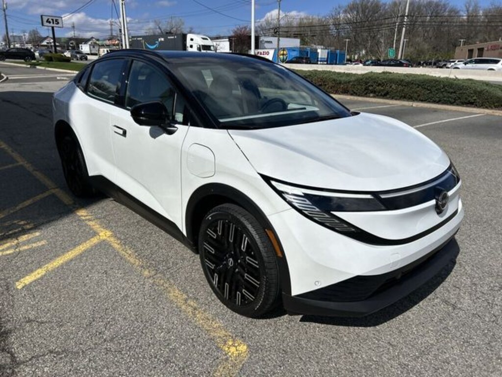 New 2026 Nissan LEAF Platinum+ SUV