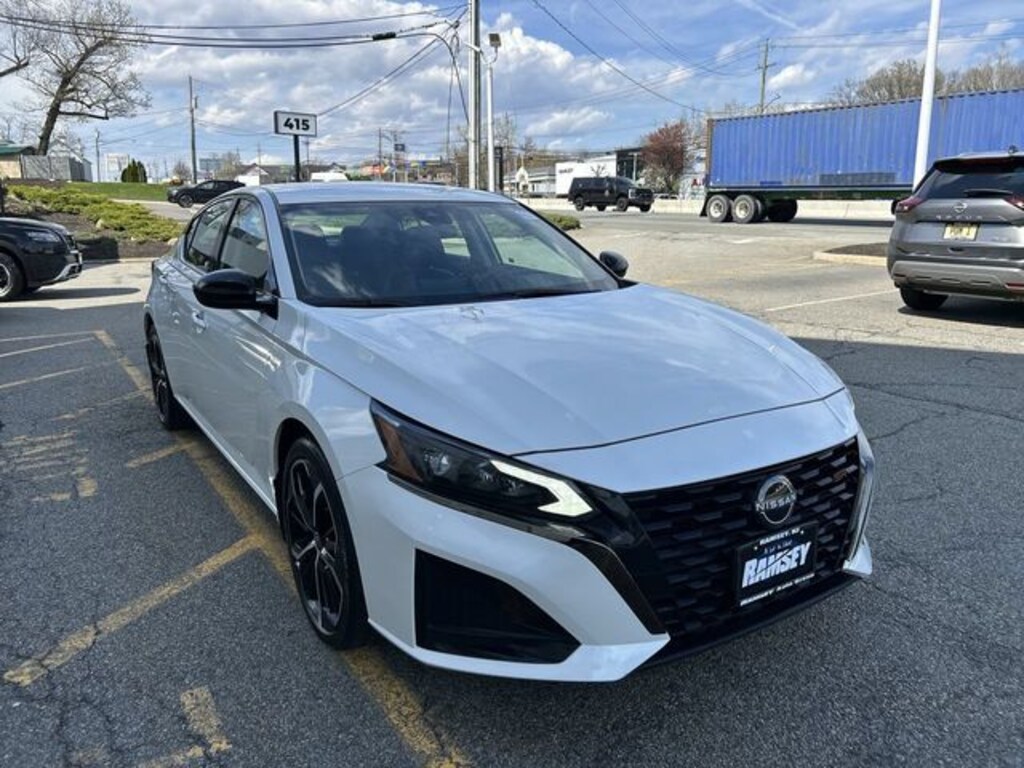 Certified 2023 Nissan Altima 2.5 SR Sedan
