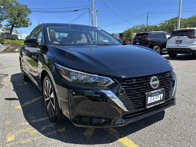 2025 Nissan Sentra SV photo 2