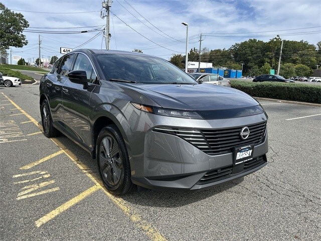 2025 Nissan Murano SL photo 2