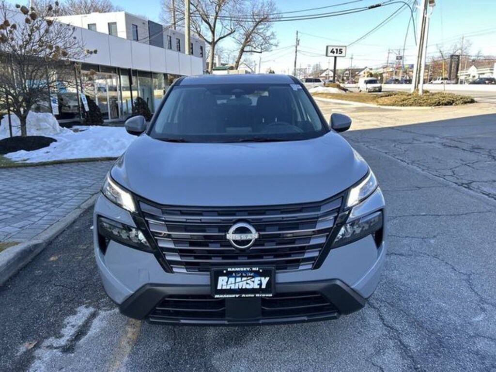 New 2026 Nissan Rogue SV SUV