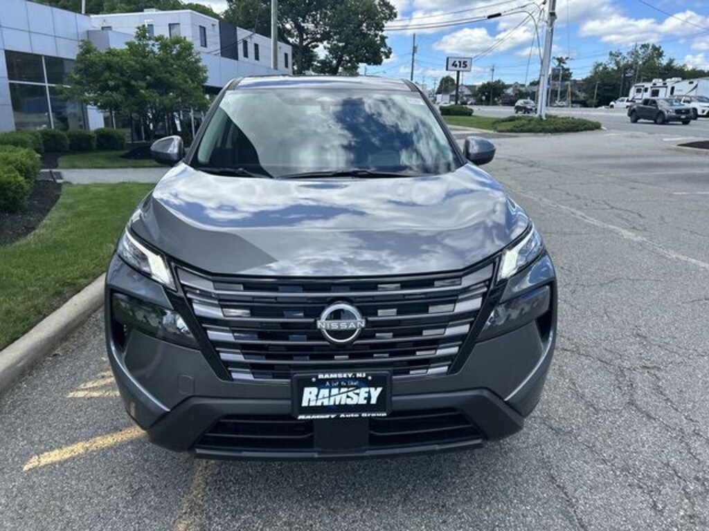 New 2026 Nissan Rogue SV SUV