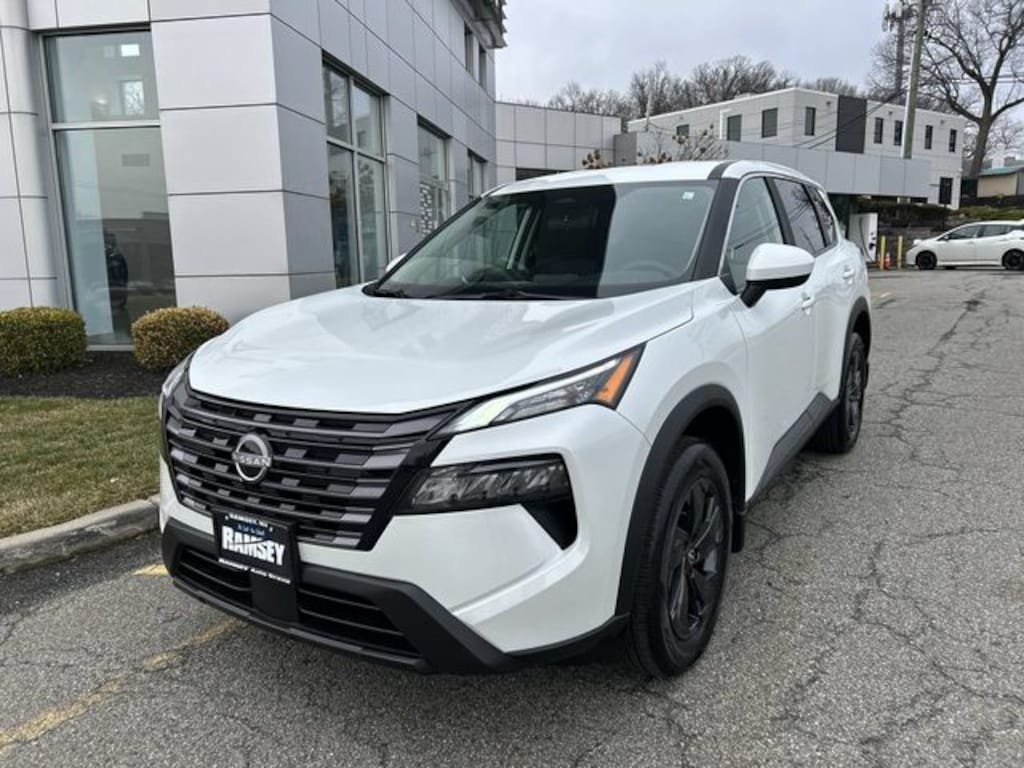 New 2026 Nissan Rogue SV SUV