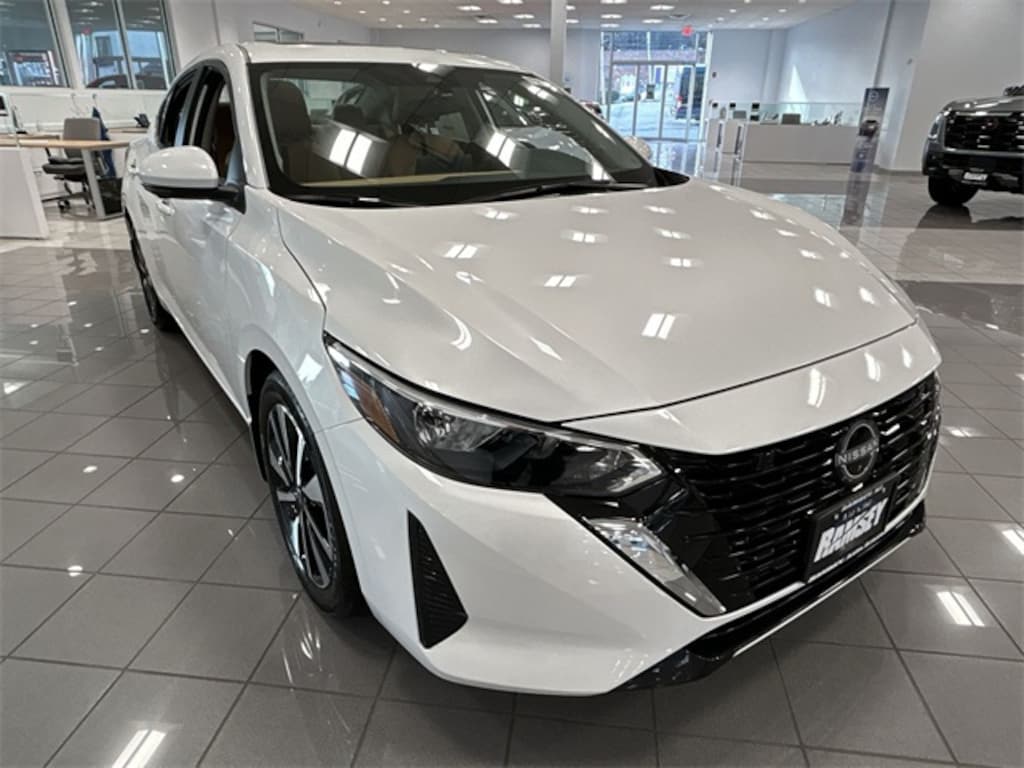 New 2025 Nissan Sentra SV Sedan