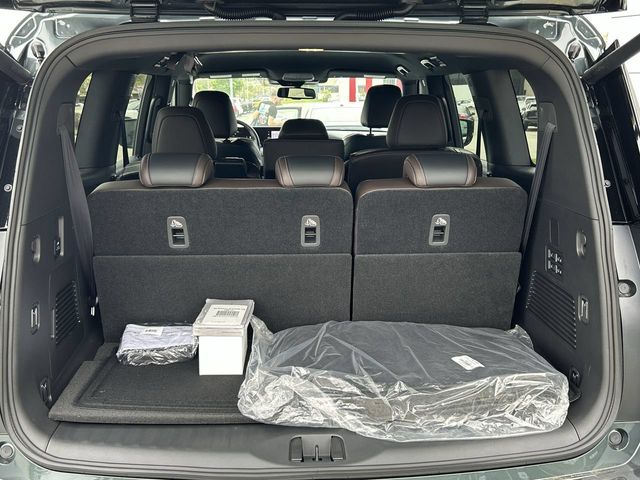 2026 Nissan Armada SL - Photo 17