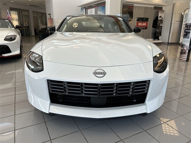 2024 Nissan Z Performance photo 3