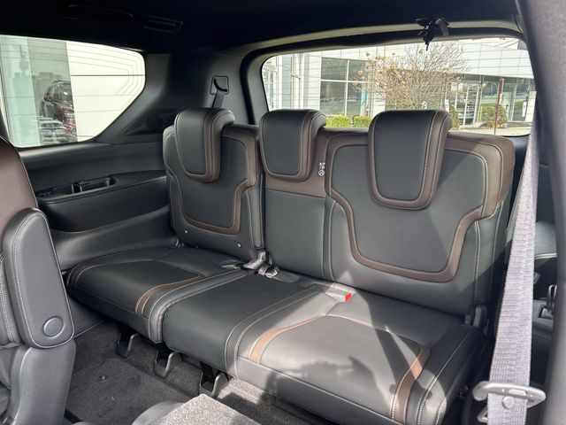 2026 Nissan Armada SL - Photo 14