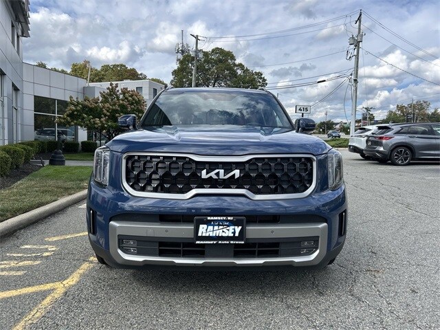 2023 Kia Telluride X-Pro photo 2