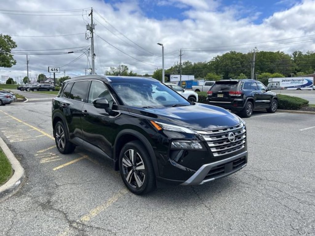 Certified 2025 Nissan Rogue SL SUV