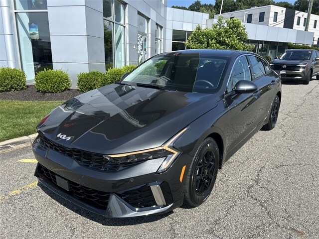 2025 Kia K5 LXS photo 4