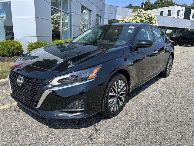 2024 Nissan Altima 2.5 SV photo 4
