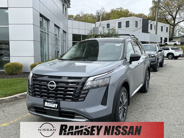 2026 Nissan Pathfinder Platinum 4WD's photo