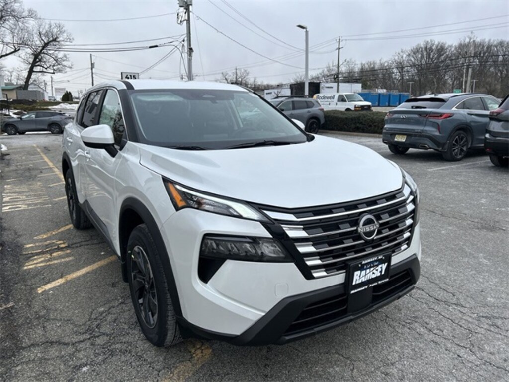 New 2026 Nissan Rogue SV SUV