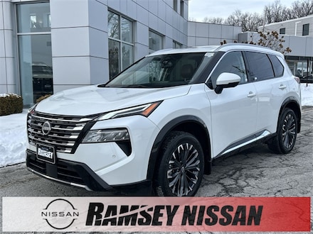 2024 Nissan Rogue Platinum SUV