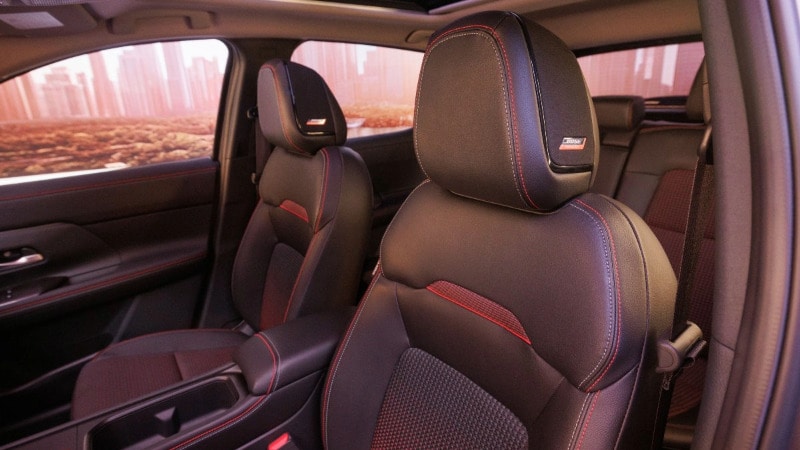 2025 Nissan Kicks Interior