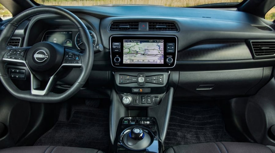 2025 Nissan Leaf Infotainment System