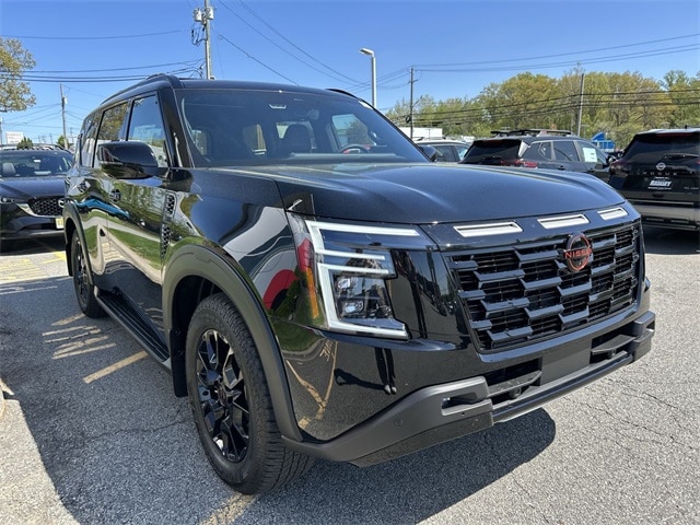 2025 Nissan Armada photo 2