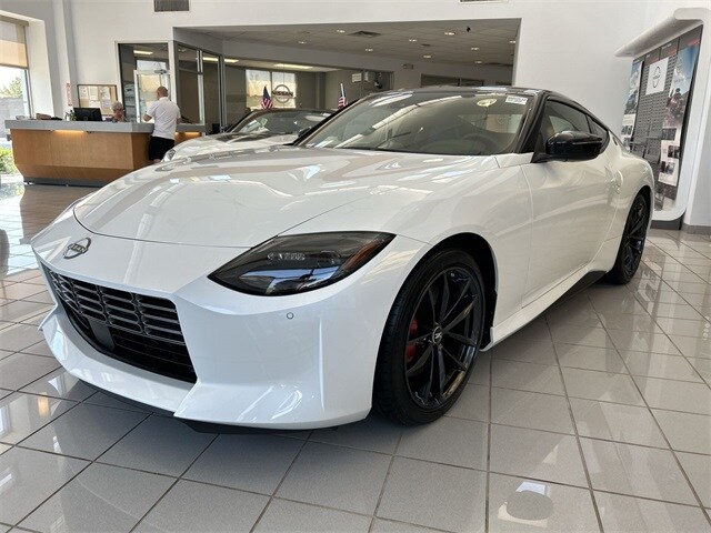 2024 Nissan Z Performance photo 4