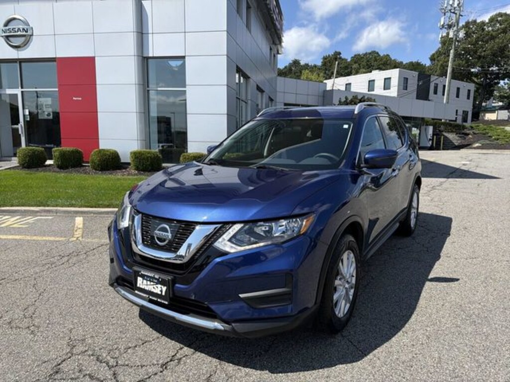 Certified 2017 Nissan Rogue SV SUV