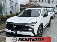 2026 Nissan Kicks SR SUV