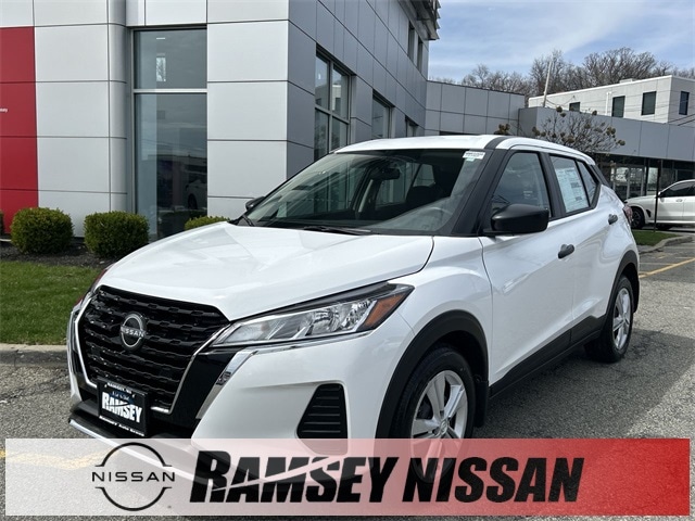 2024 Nissan Kicks S