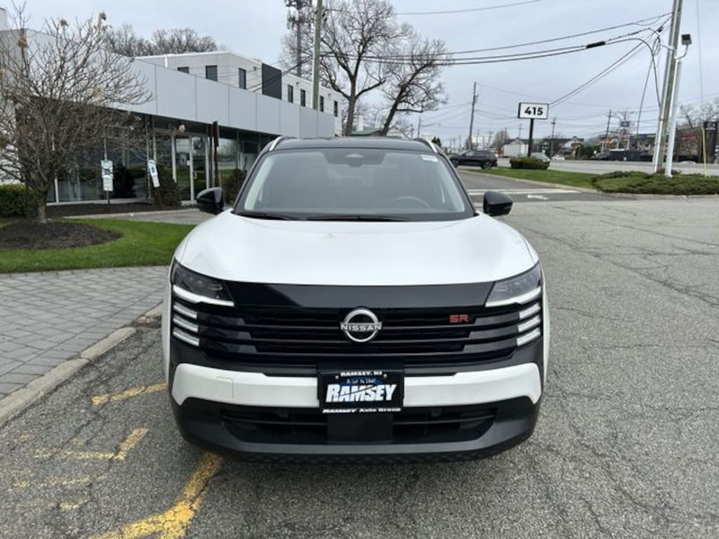 Certified 2025 Nissan Kicks SR SUV