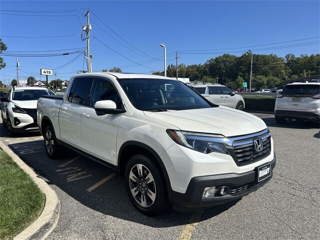 2019 Honda Ridgeline RTL-T photo 2