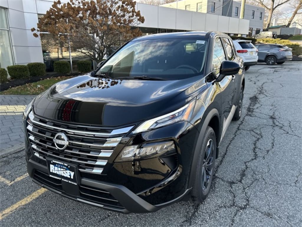 New 2026 Nissan Rogue SV SUV